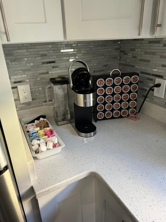 Hugh'S And Nora'S Place To Stay New York Extérieur photo